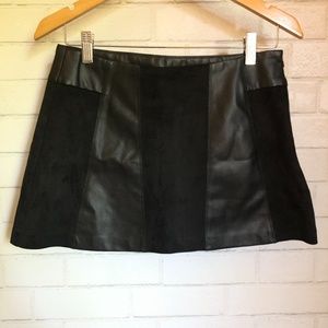 ZARA Trafaluc Black Faux Leather Skirt - Size Medium